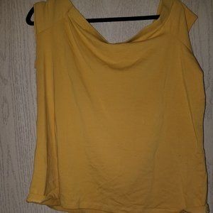 Off shoulder mustard yellow tshirt